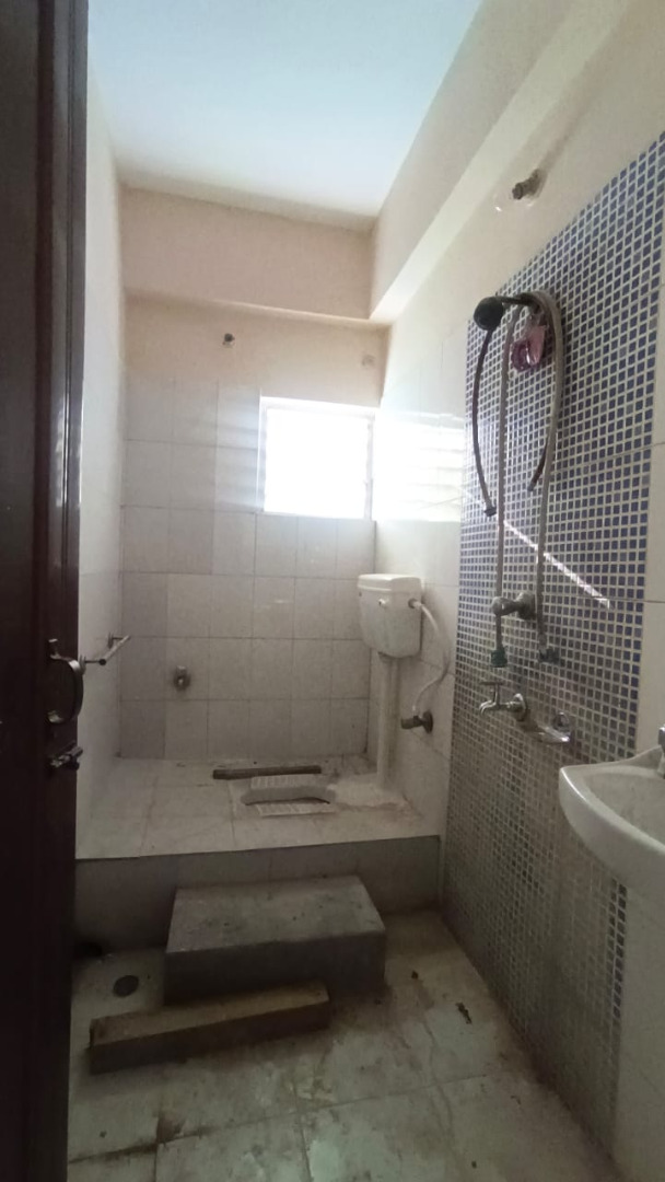 Unfurnished 3bhk in Sachal Path, Six Mile, Guwahati, Assam, India for Rent